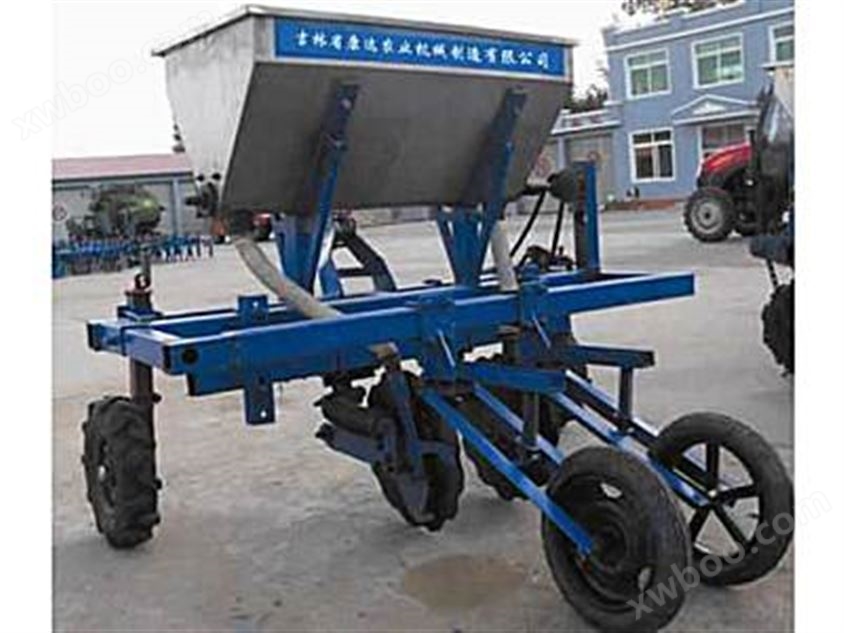 吉林康达2ZM-2型免耕追肥机