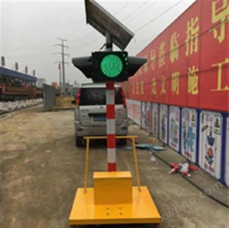 移动信号灯--郑州交通设施批发厂家|河南卓融实
